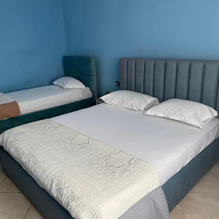 Spacious Triple With Balcony Pensión Kamez