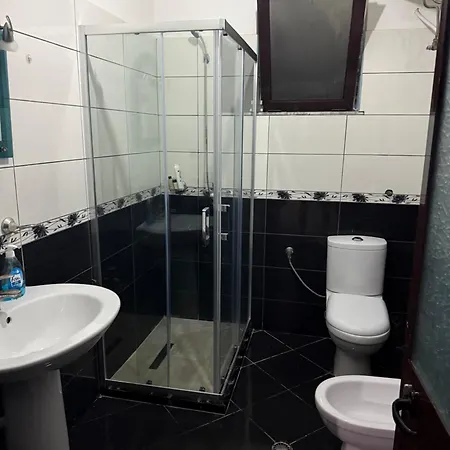 Pensionat Spacious Triple With Balcony Kamez