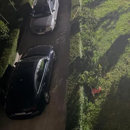 Spacious Triple With Balcony Kamez