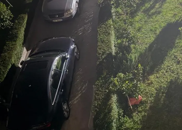 Spacious Triple With Balcony Kamëz